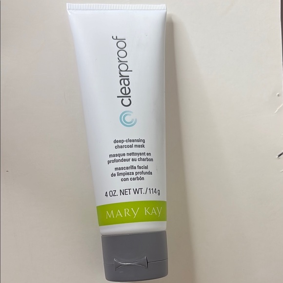 Mary Kay Deep cleansing charcoal mask - Picture 2 of 3